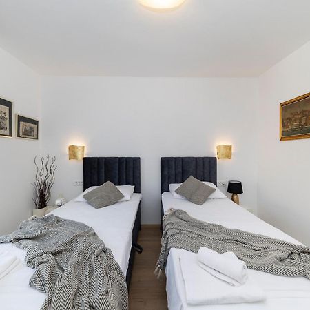 Dispetto Apartment In Old City Zadar Luaran gambar